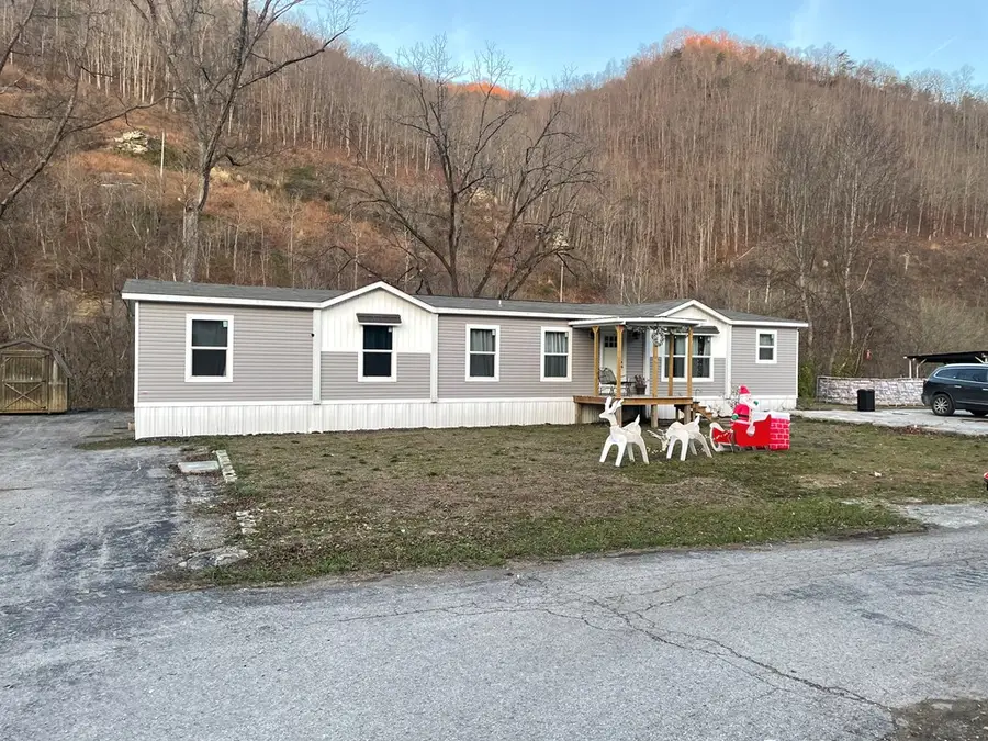 7124 Ky Hwy 7, Viper, KY 41774 - #2