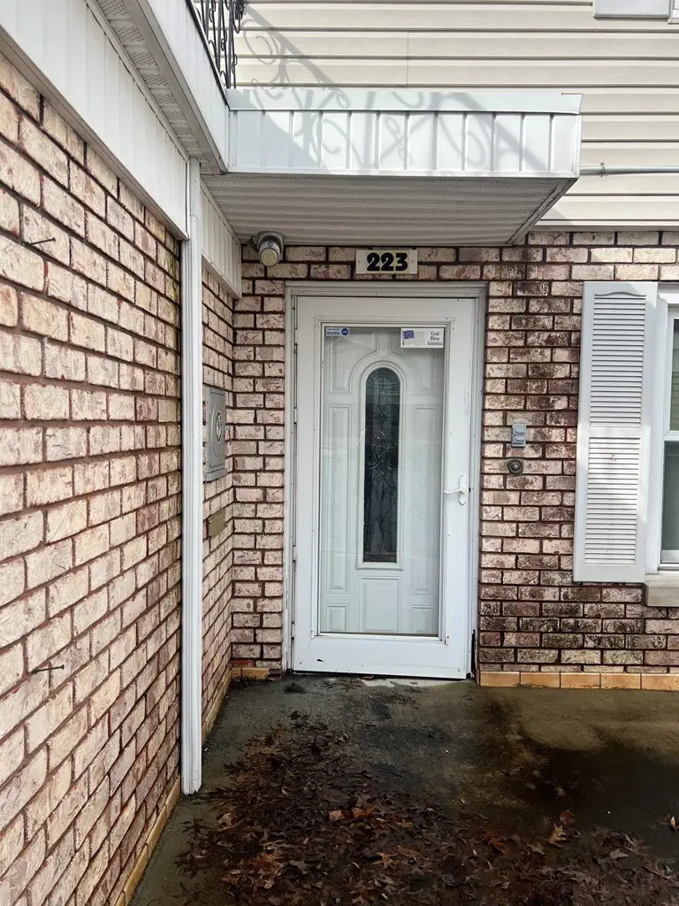 223 Central Avenue, South Williamson, KY 41503 - Image #3