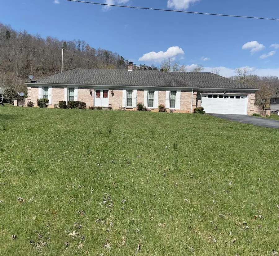 7185 Ky 321, Hagerhill, KY 41222 - Image #2