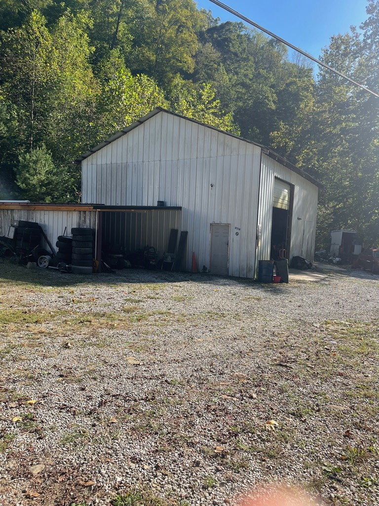 1290 Highway 3408, Blackey, KY 41804 - #3