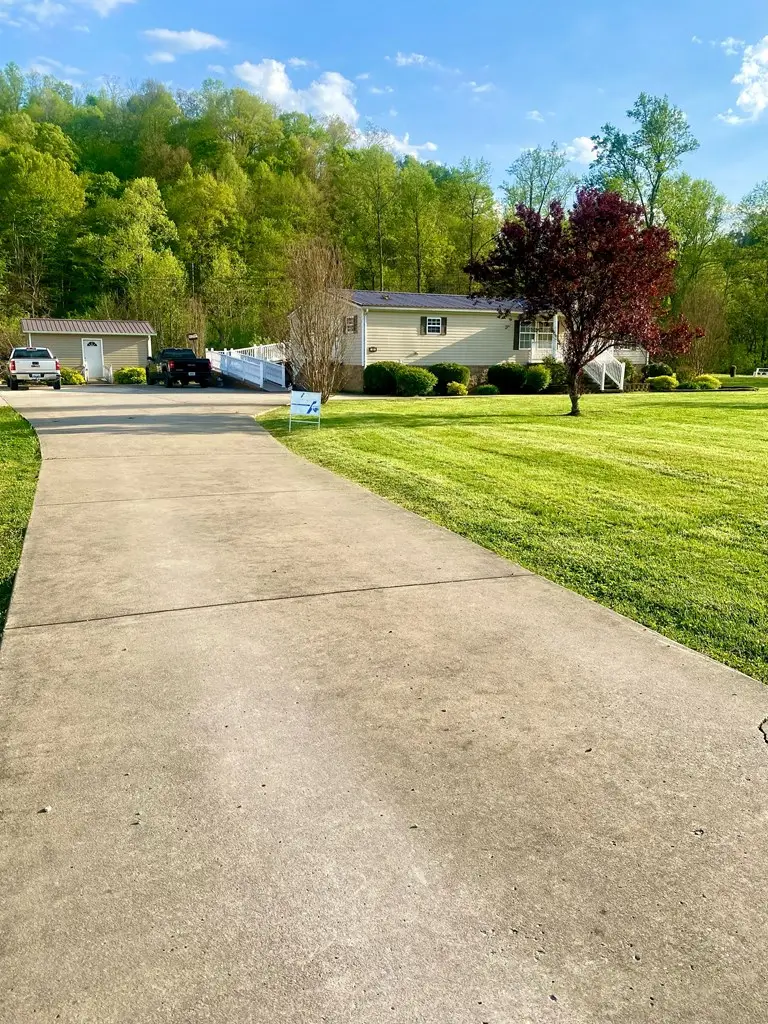 56 Wintergreen Court, Banner, KY 41603 - Image #2