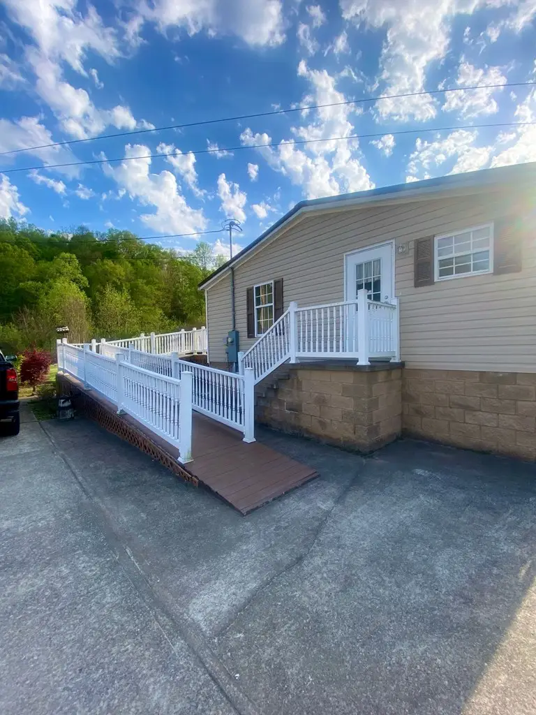 56 Wintergreen Court, Banner, KY 41603 - Image #3