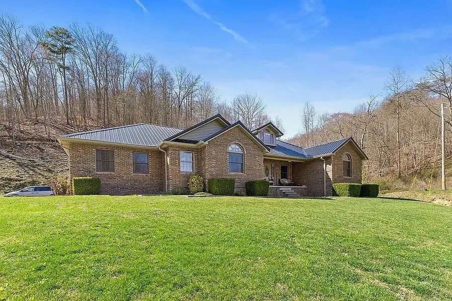 144 Dry Fork, Inez, KY 41224 - Image #2