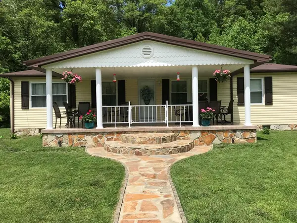 173 Cooper Hills Rd, Williamson, WV 25661