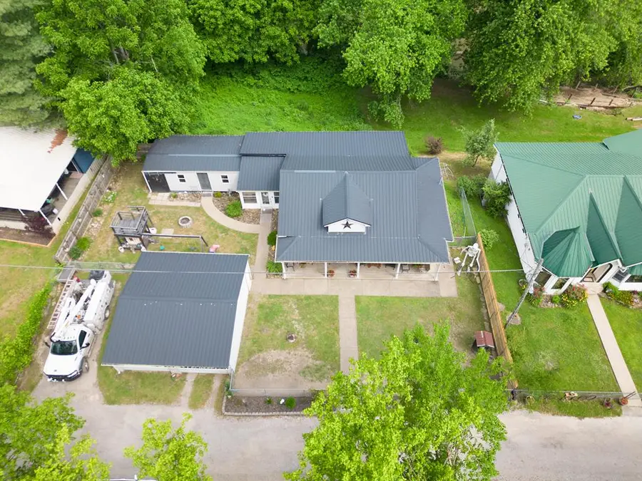 31 Scalf Drive, Betsy Layne, KY 41605 - Image #3