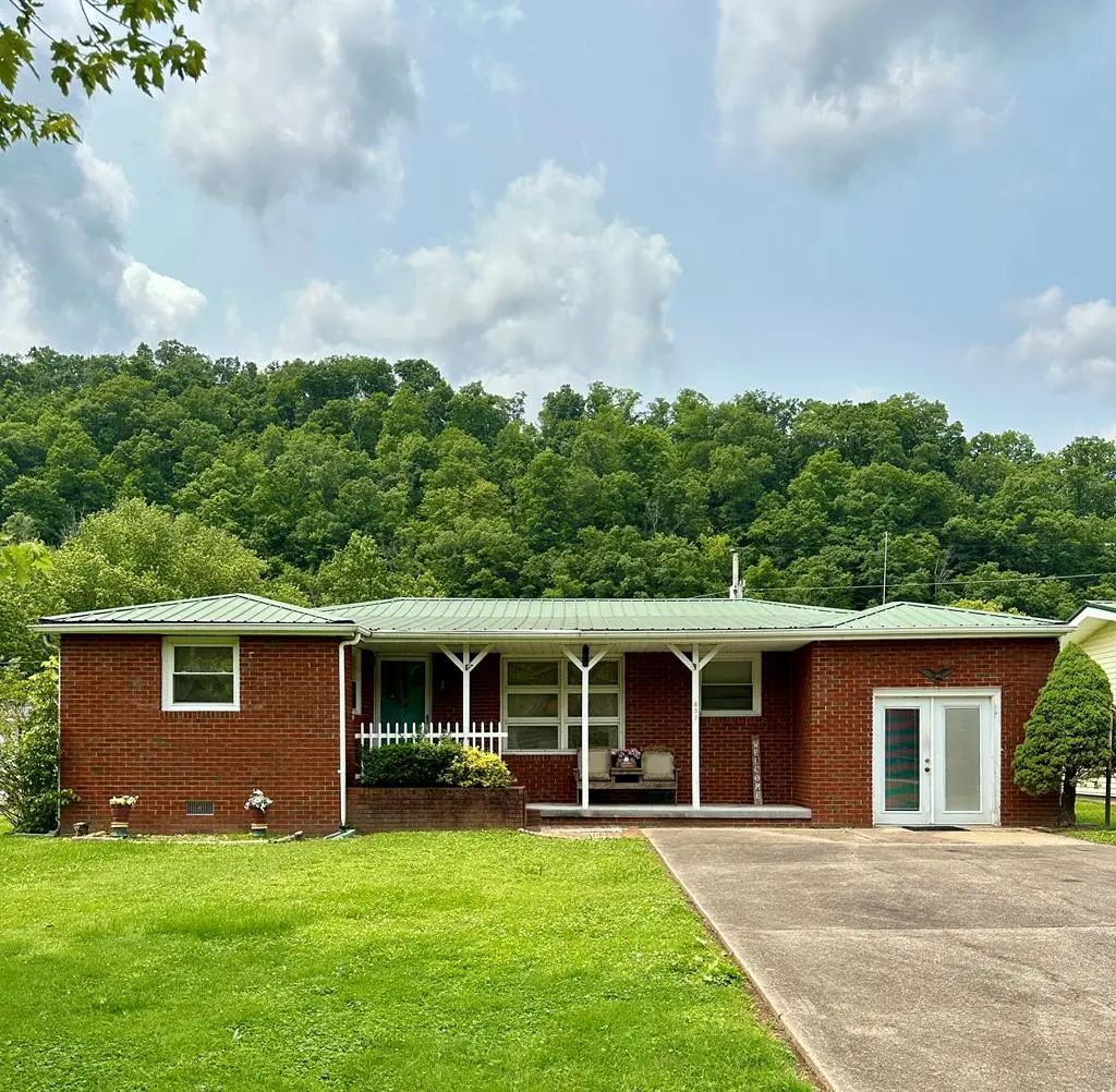 637 Ky Rt. 1107, Van Lear, KY 41265 - Image #1