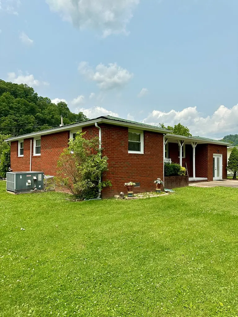 637 Ky Rt. 1107, Van Lear, KY 41265 - Image #3
