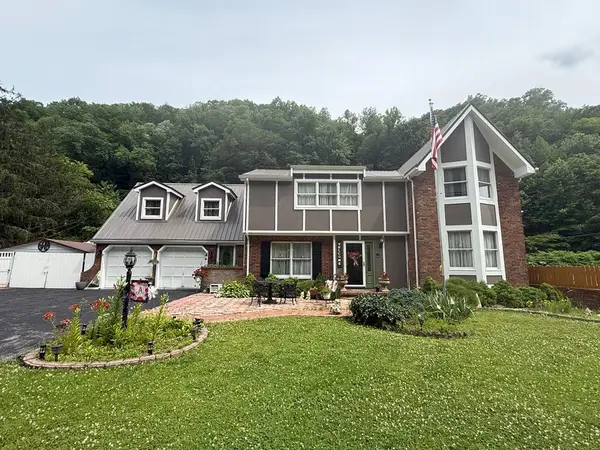 15883 Grapevine Rd., Phyllis, KY 41554