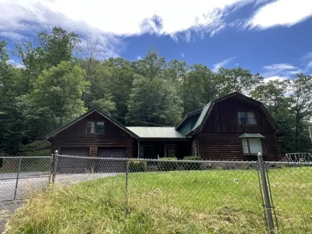 39135 E State Highway 194, Phelps, KY 41553 - Image #1