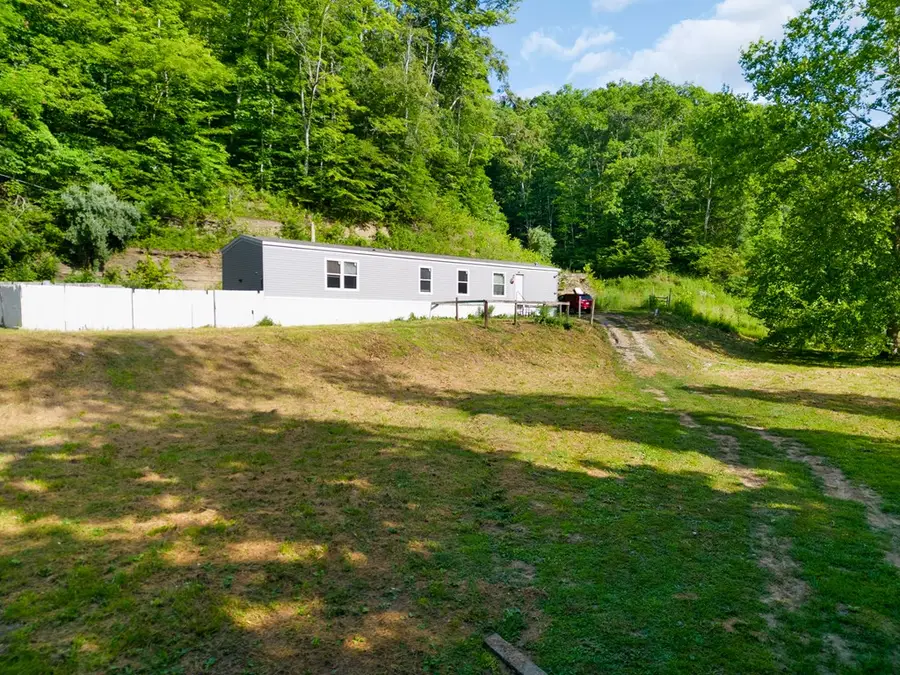 112 Mckenzie Branch, Flatgap, KY 41219 - #2
