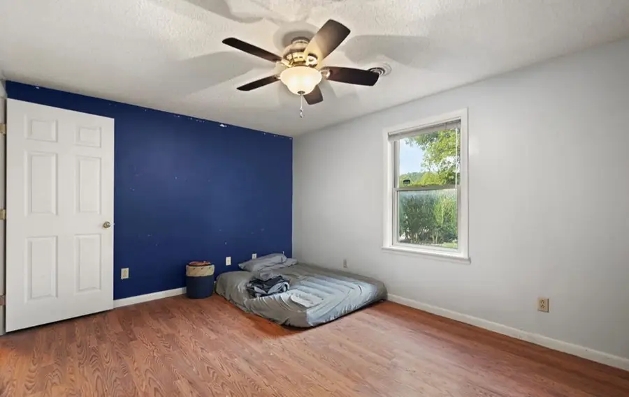 135 Annice Way, Hazard, KY 41701 - #2