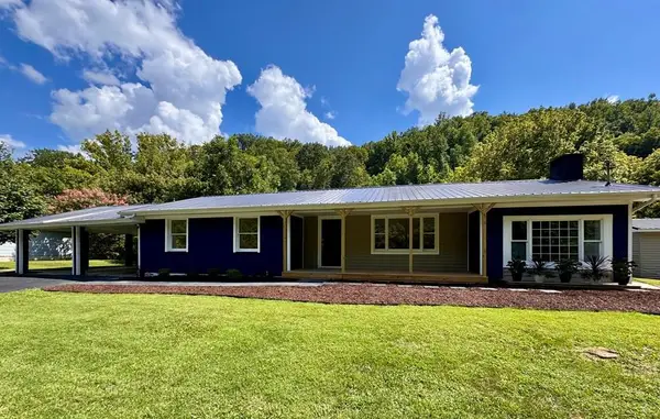 2177 Ky Route 40 W, Staffordsville, KY 41256