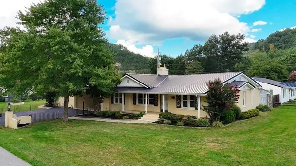 156 Walnut Street, Pikeville, KY 41501