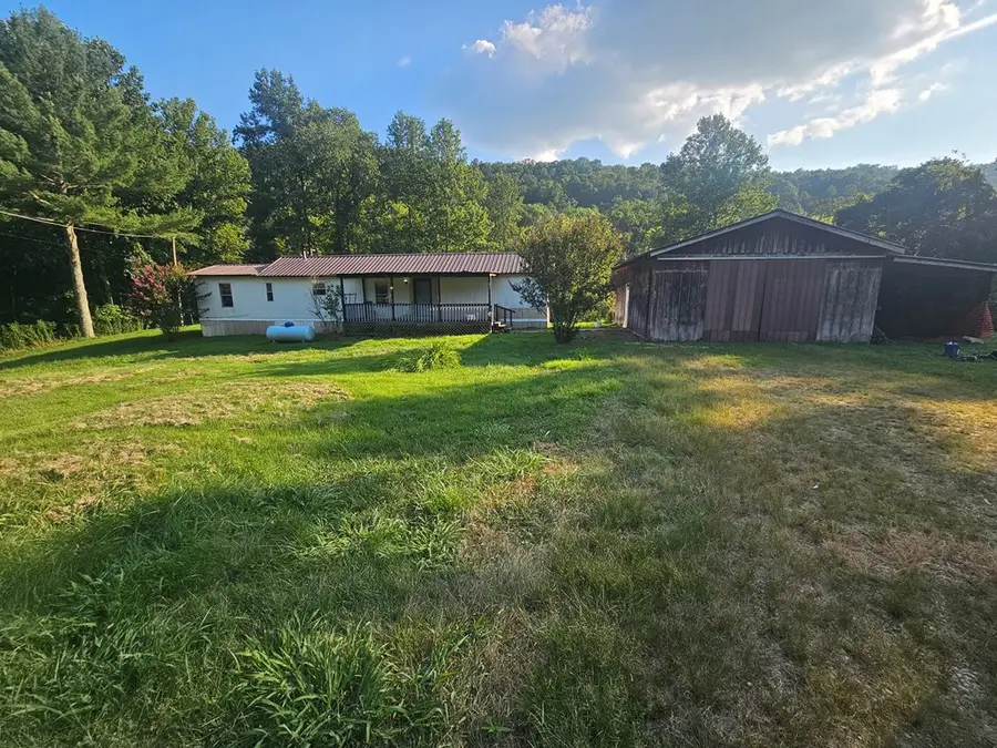 2539 Blaine Creek Rd, Louisa, KY 41230 - Image #2
