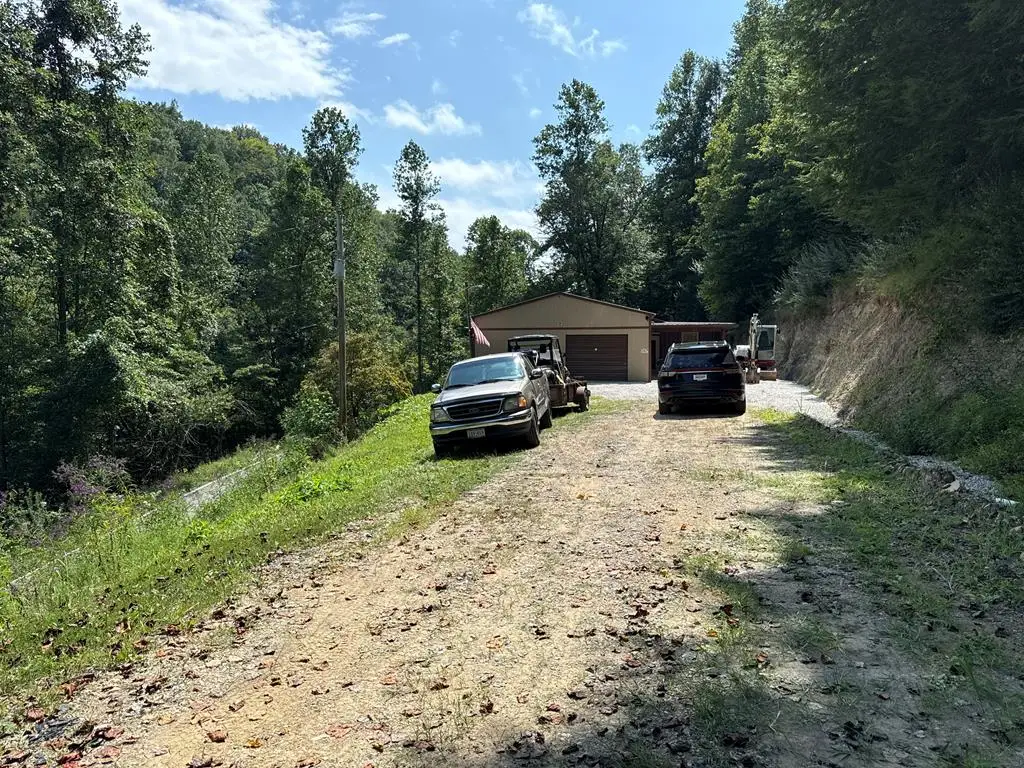 2094 Straight Fork Rd, Royalton, KY 41632 - Image #1