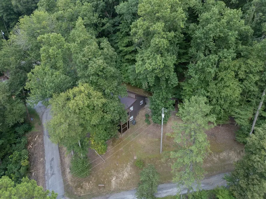 207 Cliff View Lane, Hazard, KY 41701 - Image #3