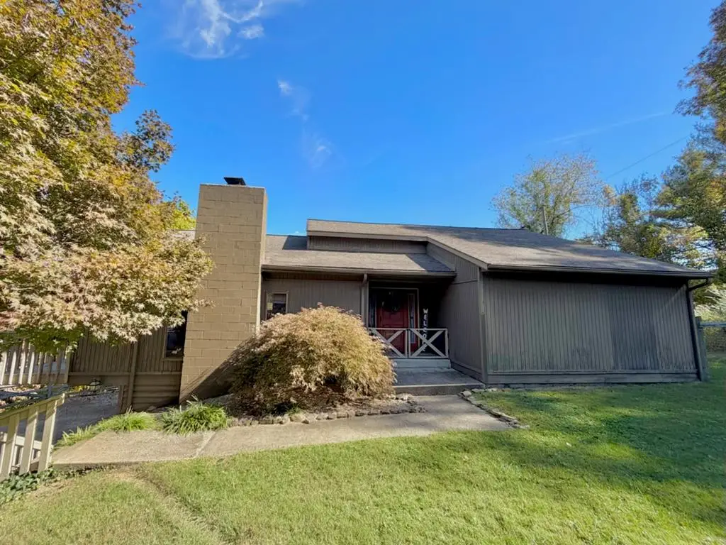 146 Hale Road, Harold, KY 41635 - Image #1