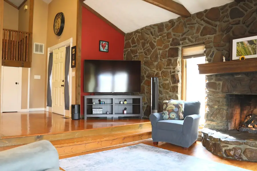 146 Hale Road, Harold, KY 41635 - Image #2