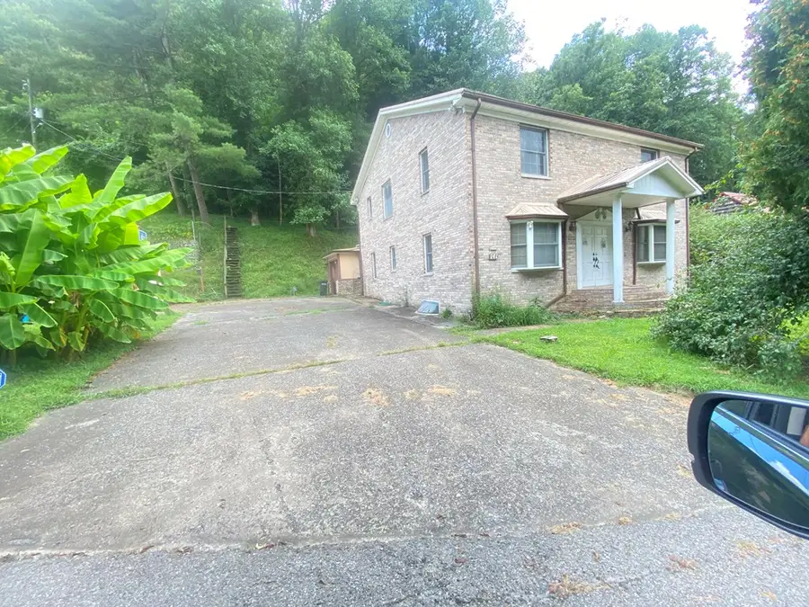 141-157 Happy Valley Rd, South Williamson, KY 41503 - Image #3