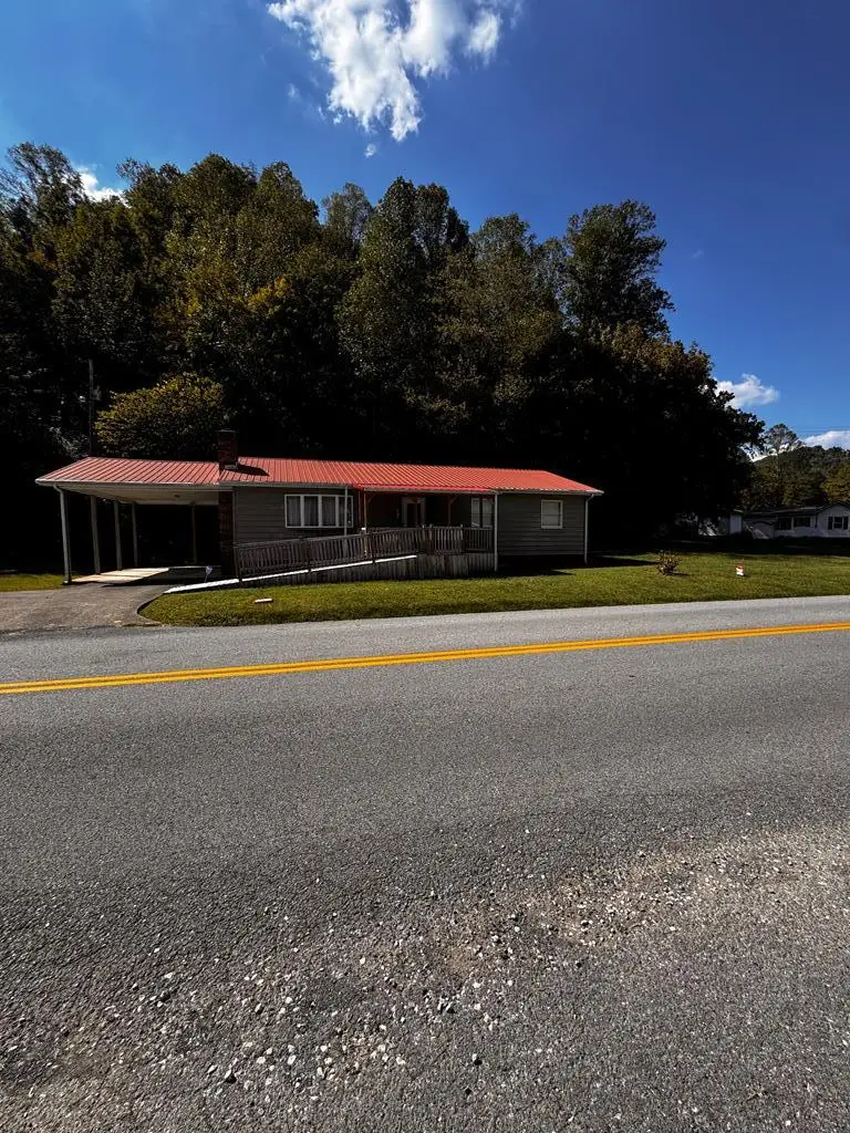 2474 Ky Rt 825, Hagerhill, KY 41222 - Image #2