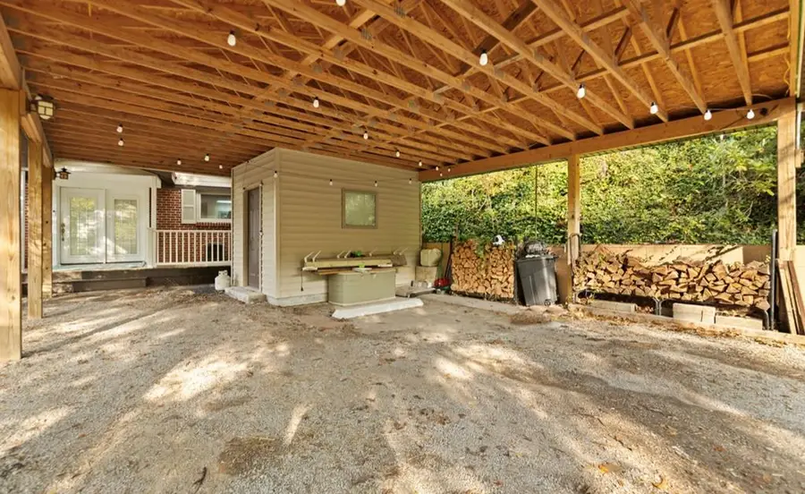 300 Sun Valley, Hazard, KY 41701 - #2