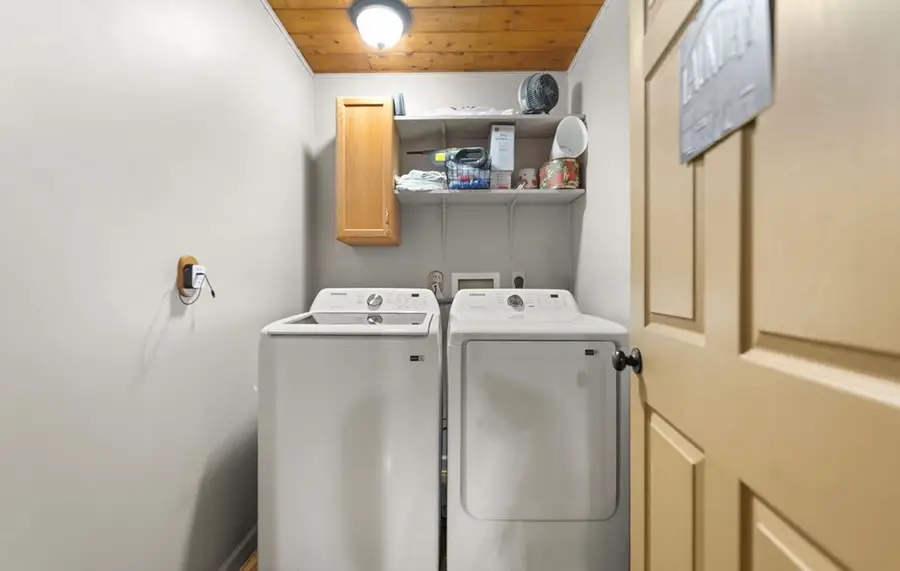 447 Blueberry Hill, Viper, KY 41774 - #3