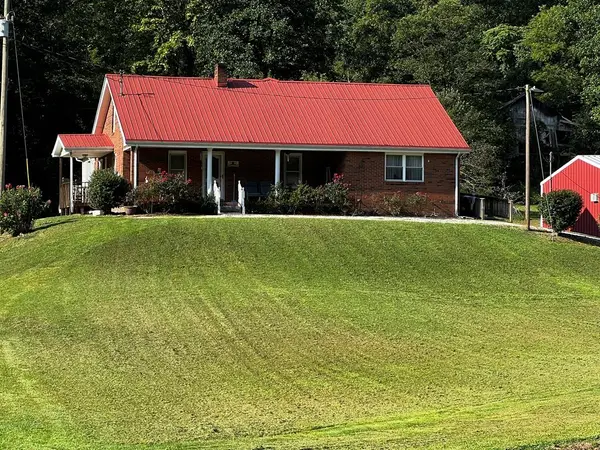 7480 Ky. Rt. 580, Oil Springs, KY 41238