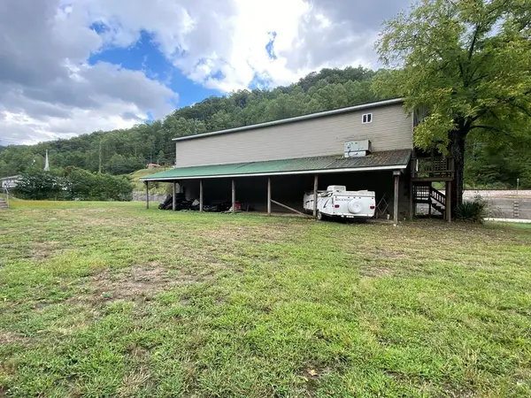 87 Rt 1, Williamson, WV 25661