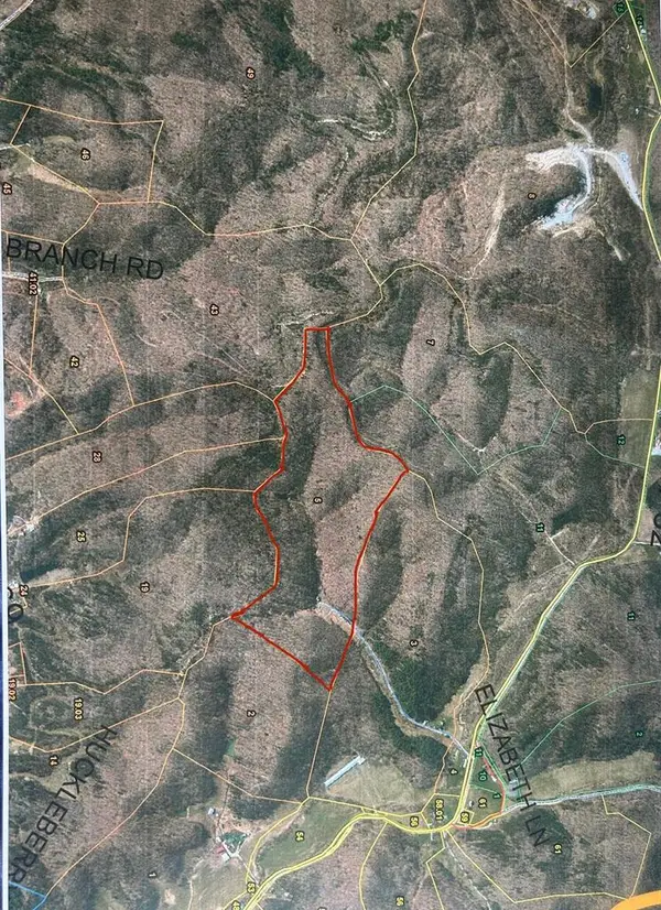 477 West Brown Road, Martha, KY 41159