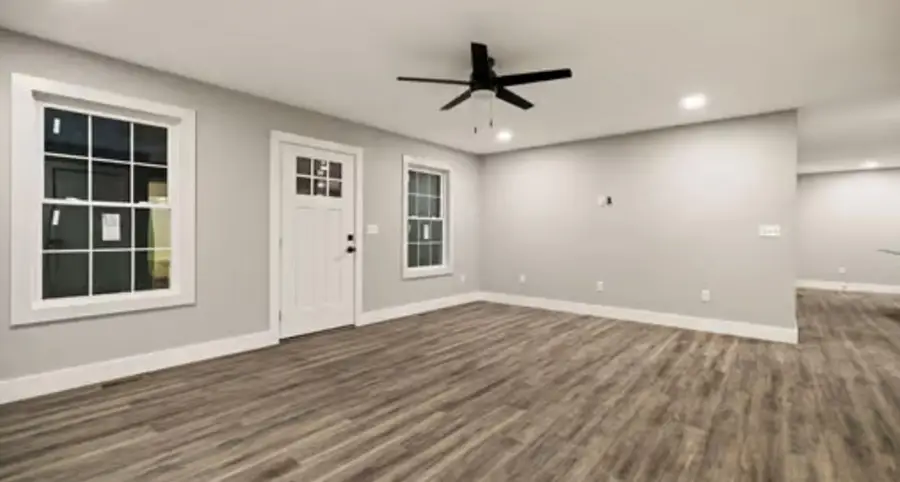 204 Valley View Ridge, Hazard, KY 41701 - Image #3