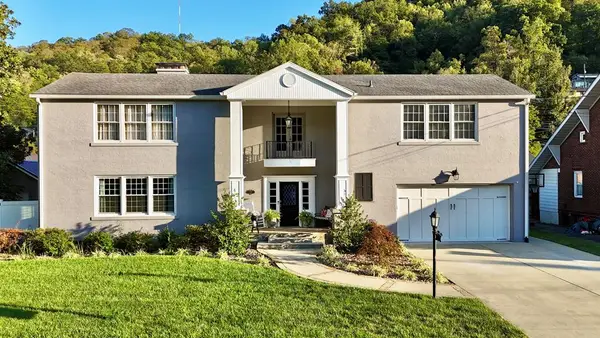 119 Myra Barnes, Pikeville, KY 41501