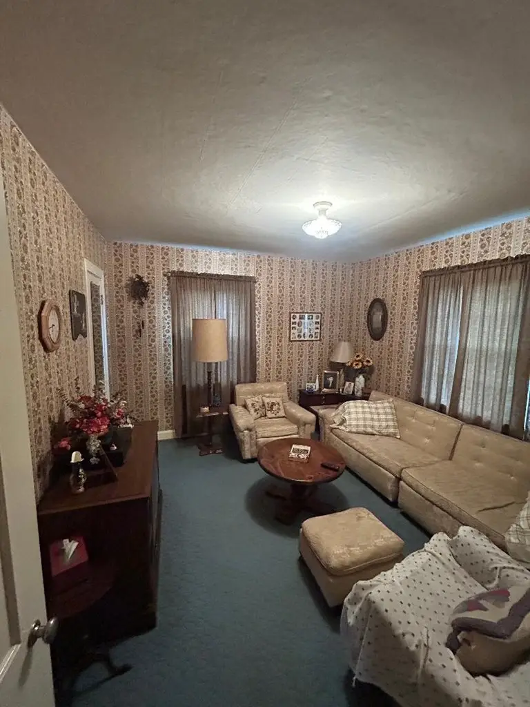 77 5th Street, Whitesburg, KY 41858 - Image #2