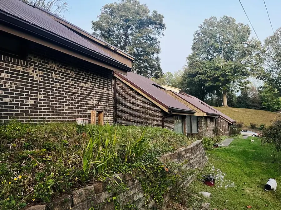 256 Cherry Hill Lane, West Van Lear, KY 41222 - Image #2