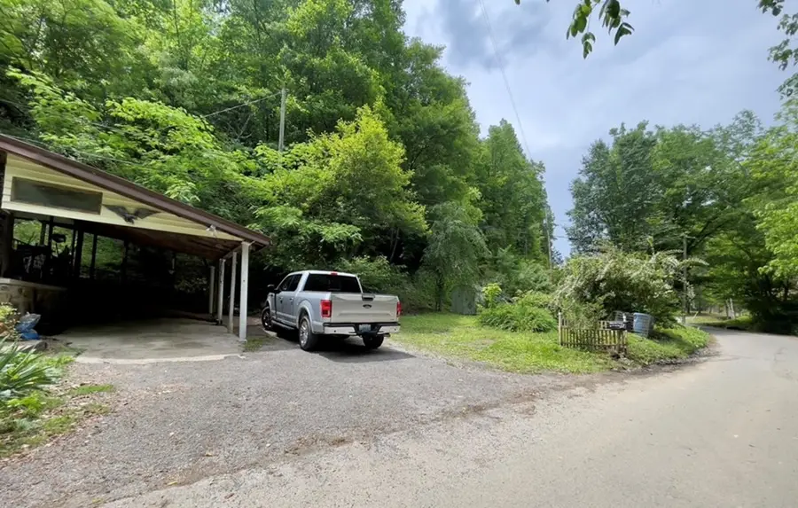 67 Kidd Fork, Banner, KY 41603 - Image #2