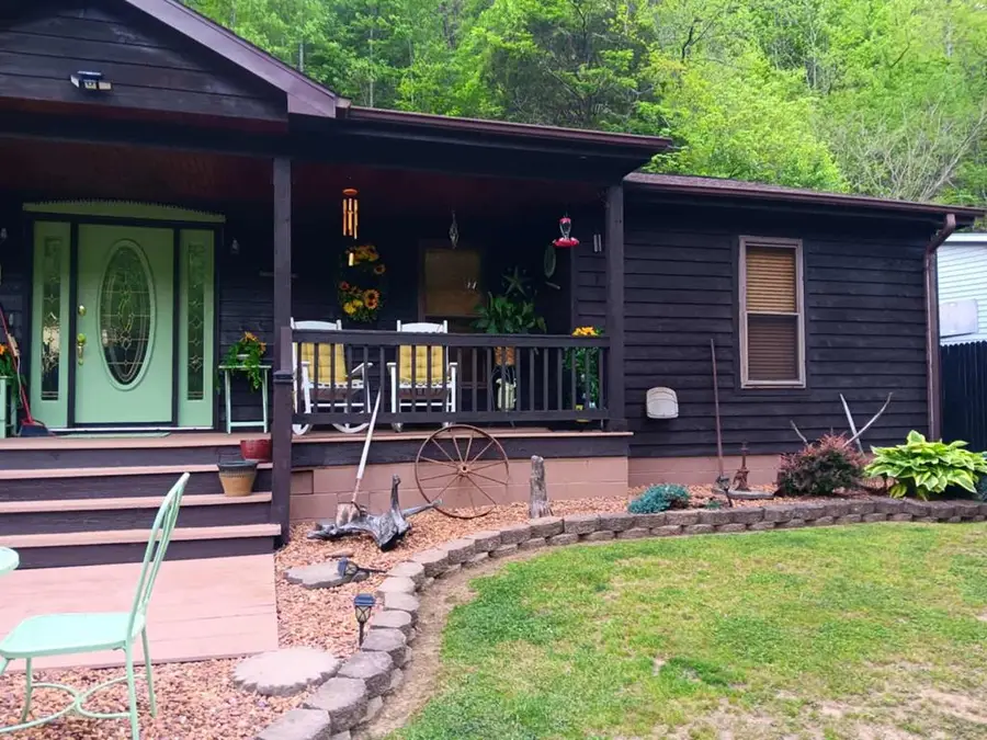 626 Little Paint Creek, East Point, KY 41653 - Image #3