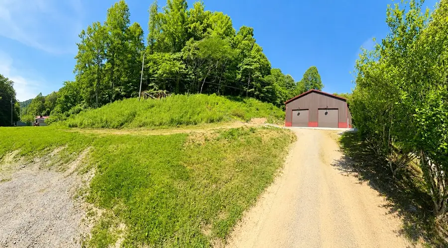 2383 Sookeys Creek West, Pikeville, KY 41501 - #2