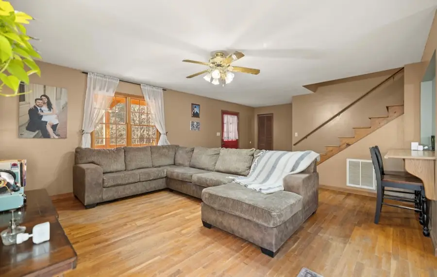 555 Wells Fork Road, Viper, KY 41774 - #2