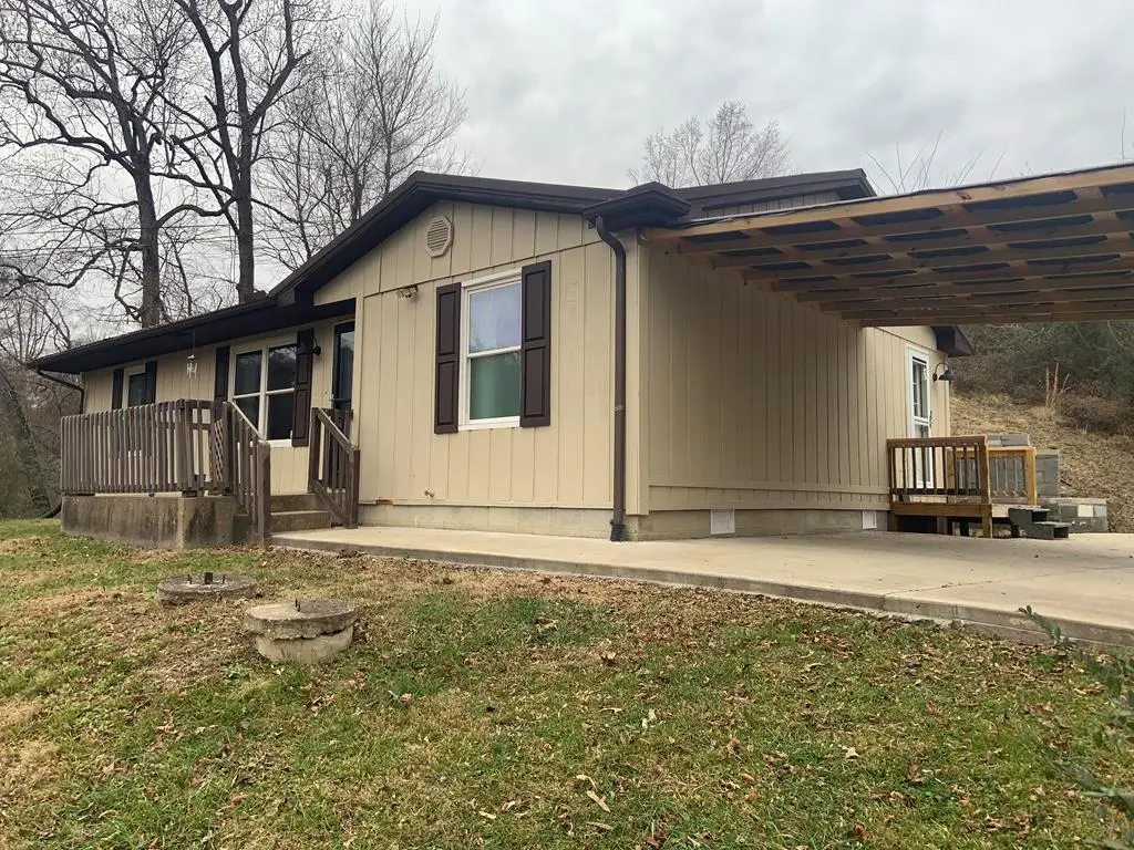 254 Right Penhook, Harold, KY 41635 - Image #1