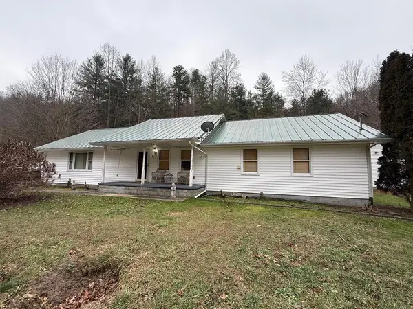 47 Orchard Branch, Oil Springs, KY 41238