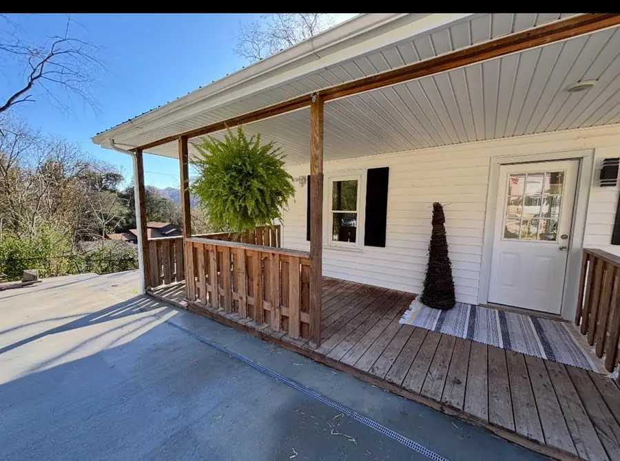 88 Mullins Hill, Pikeville, KY 41501 - Image #3