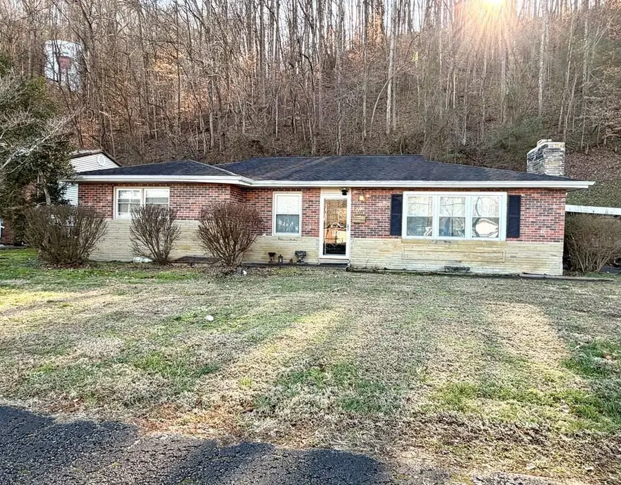 406 Lincoln Avenue, Paintsville, KY 41240 - Image #2