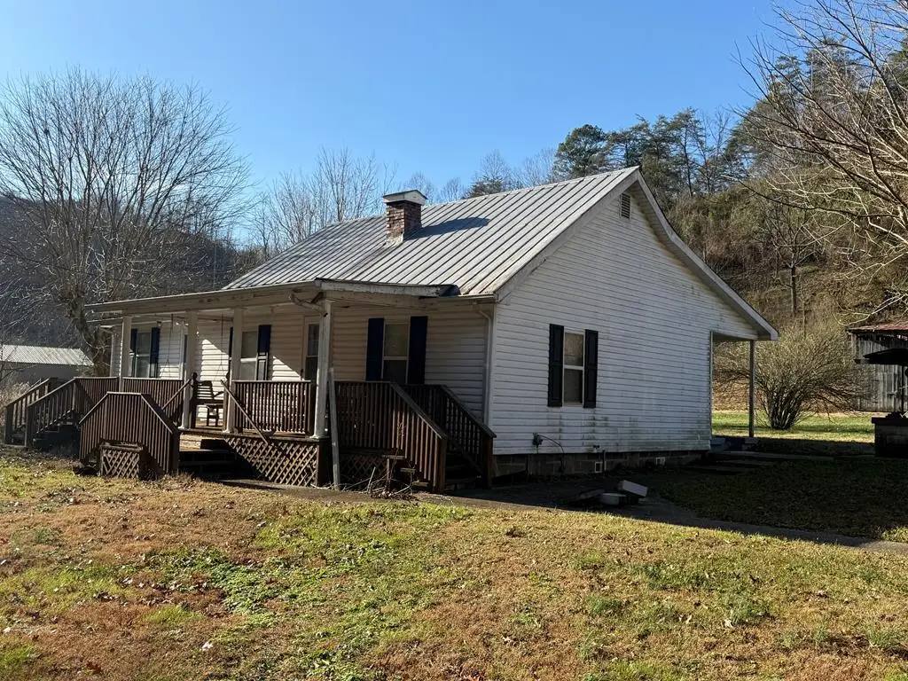 104 Ramey Br, Flatgap, KY 41219 - Image #1