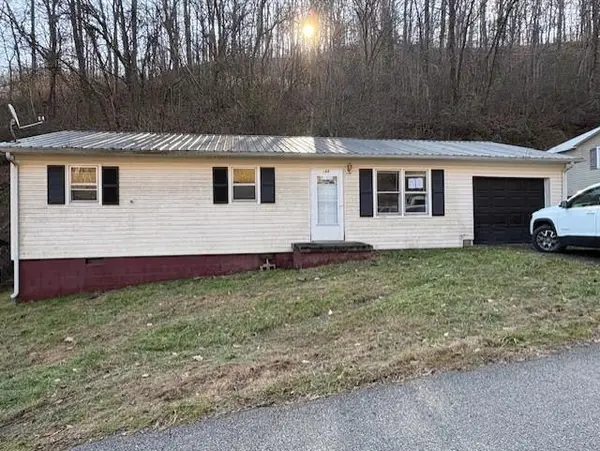 195 Woodland Estates, Paintsville, KY 41240