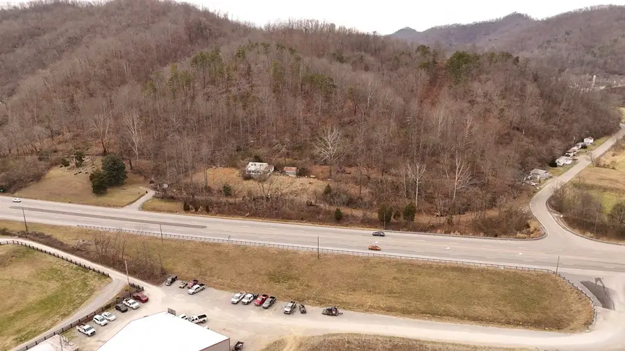 1672 Ky-777, Eastern, KY 41622 - Image #3