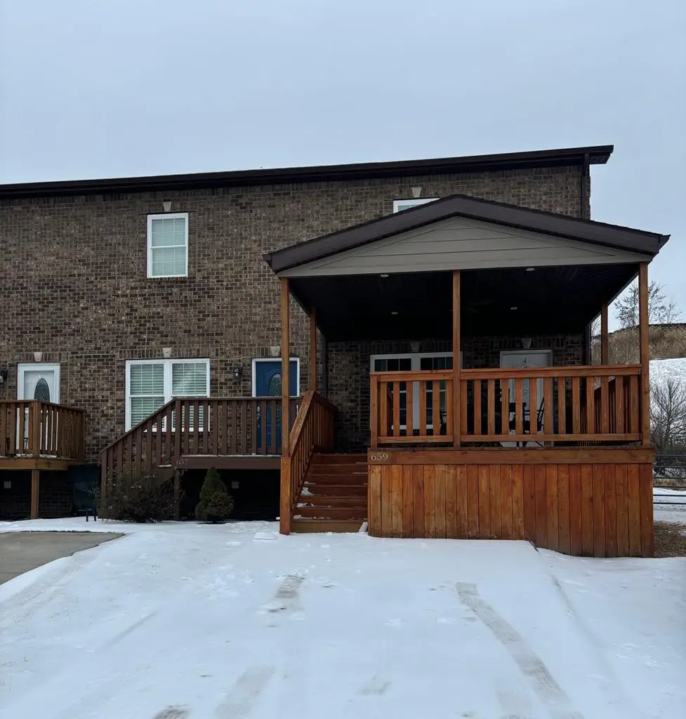 659 Clubhouse Drive, Prestonsburg, KY 41653 - #1