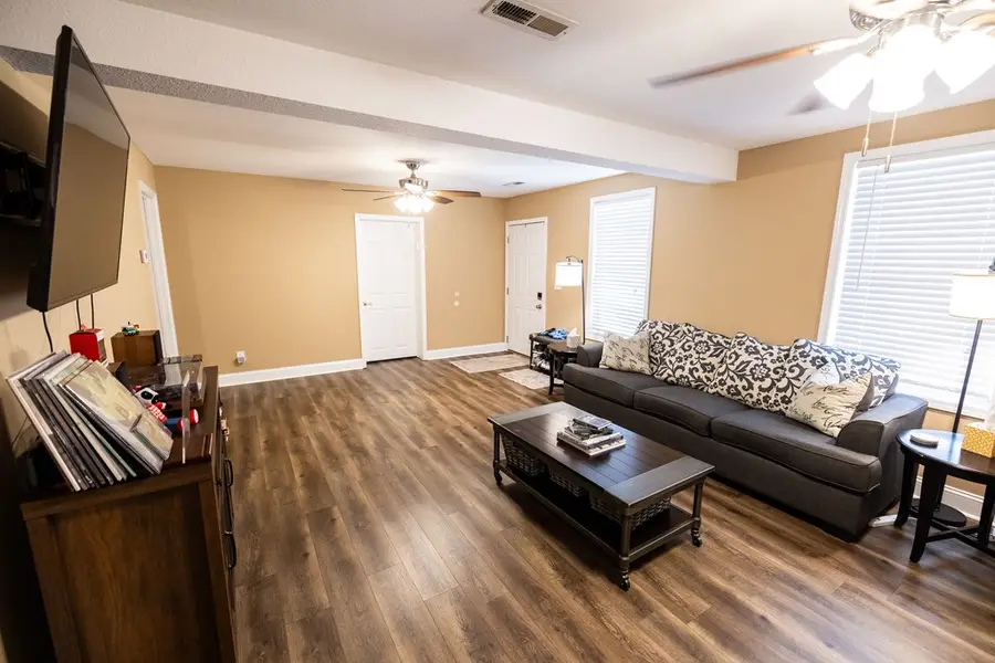 108 Lily Circle, Pikeville, KY 41501 - #3