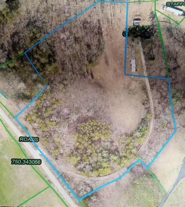 00 Salyers Hill (db: 494 Dp: 028), Wittensville, KY 41274