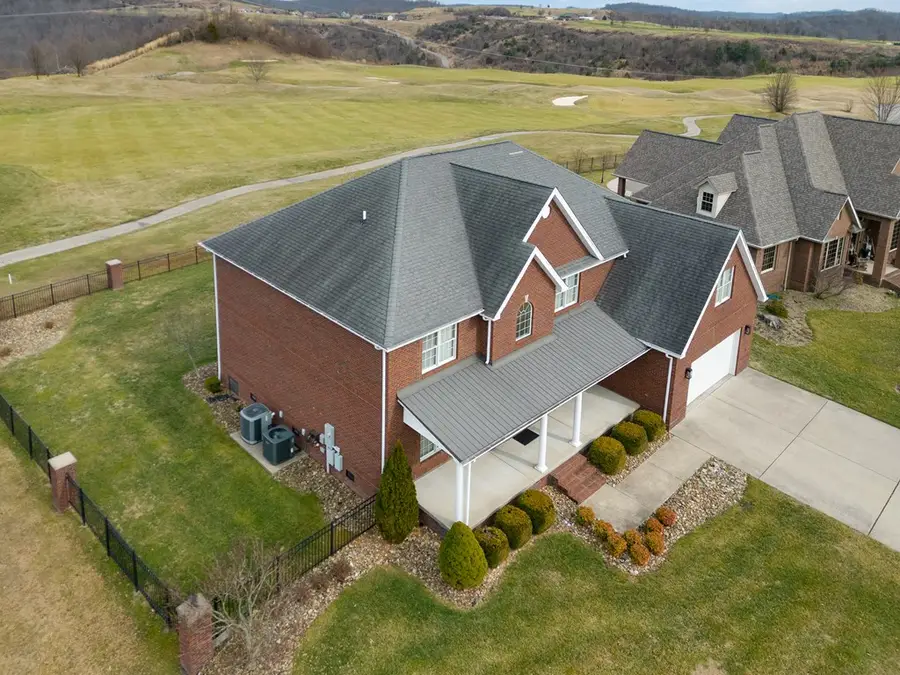 1265 Crestwood Drive, Prestonsburg, KY 41653 - #2