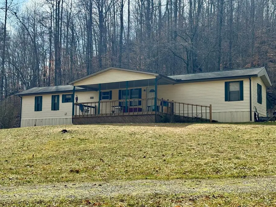 707 Tick Vanhoose Branch, Sitka, KY 41255 - #2