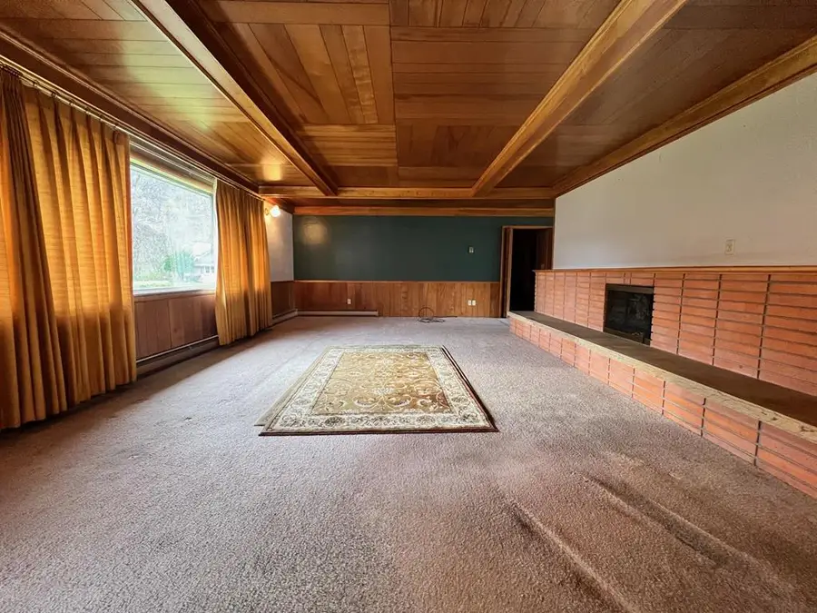 118 Cherokee Drive, Pikeville, KY 41501 - #2